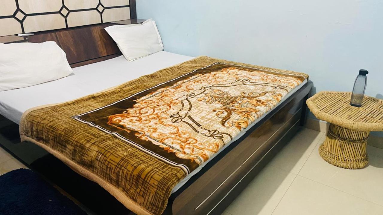 Ram Paying Guest House & Hostel Near By Krishna Janmabhoomi Mathura Exterior photo